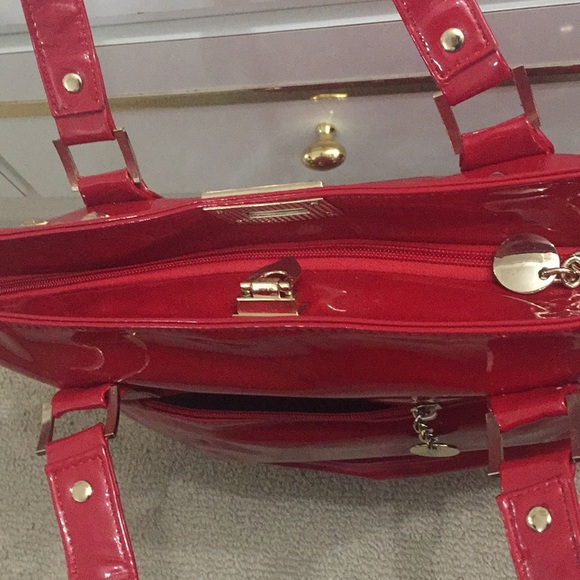 Nice Red Bag - Picture 3 of 6